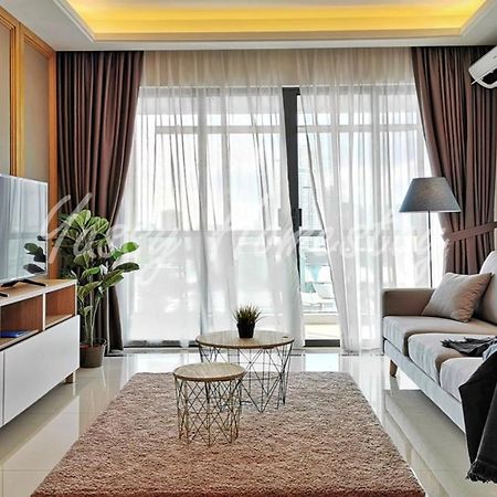 Yussy 2 Bedrooms Condo At R&F Princess Cove Johor Bahru Extérieur photo