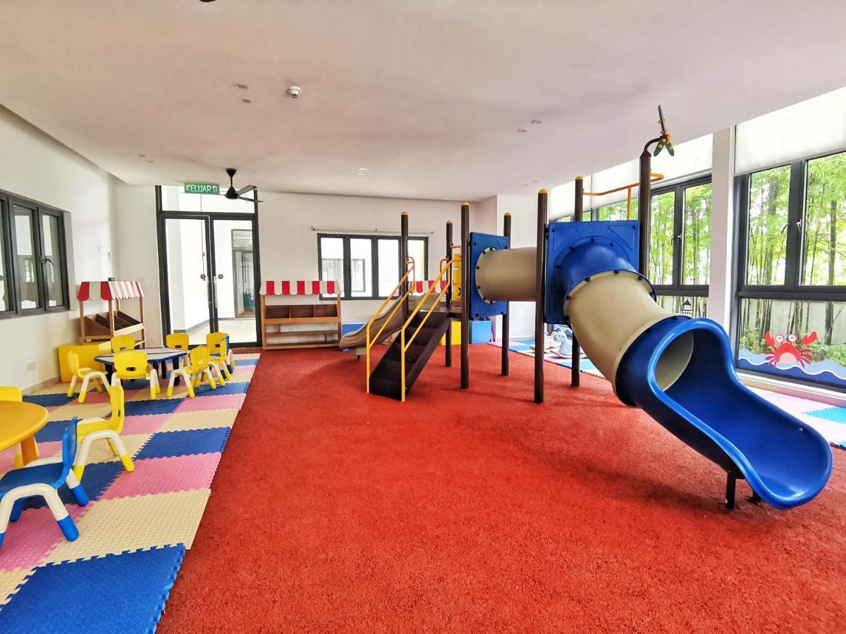 Yussy 2 Bedrooms Condo At R&F Princess Cove Johor Bahru Extérieur photo