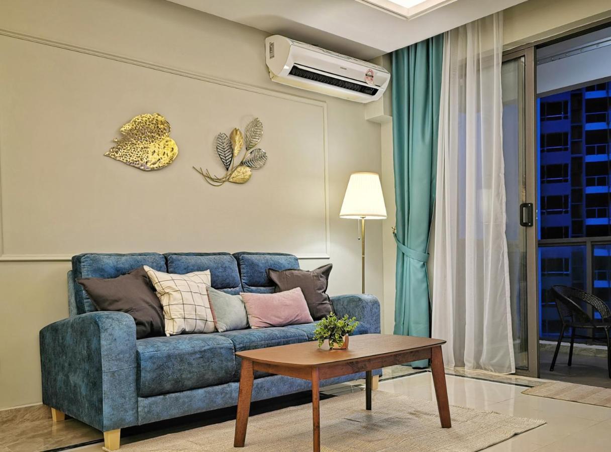Yussy 2 Bedrooms Condo At R&F Princess Cove Johor Bahru Extérieur photo