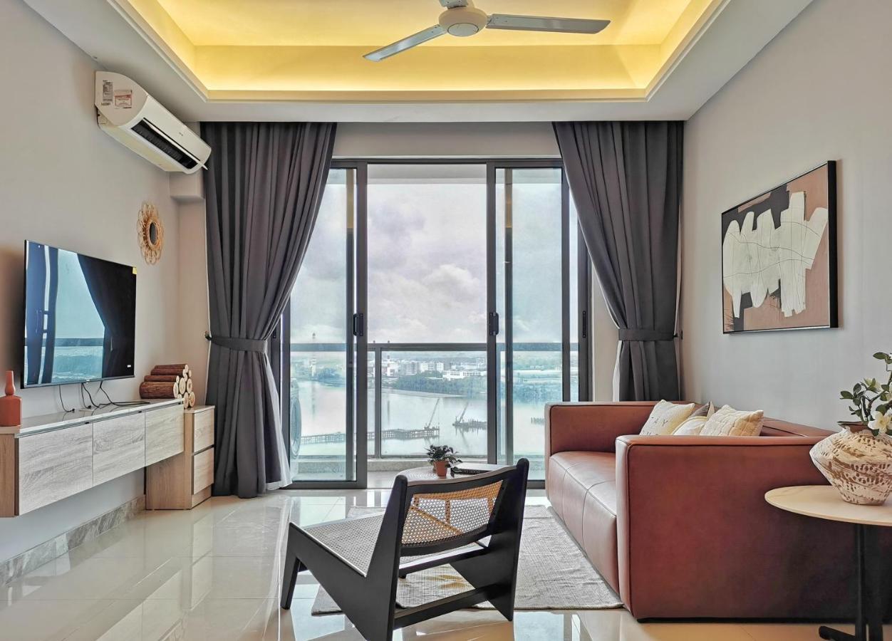 Yussy 2 Bedrooms Condo At R&F Princess Cove Johor Bahru Extérieur photo